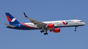 Photo of RA-73075 - Boeing 757-2Q8 operated by Azur Air