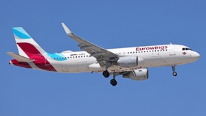 Photo of D-AEWQ - Airbus A320-214 operated by Eurowings