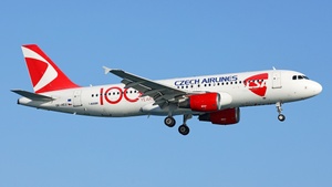 Photo of OK-HEU - Airbus A320-214 operated by CSA Czech Airlines (opb SmartWings)