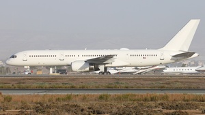Photo of 00-9001 - Boeing C-32B operated by US Air Force