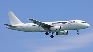 Photo of YL-LDT - Airbus A320-232 operated by SmartWings (opb SmartLynx Airlines)