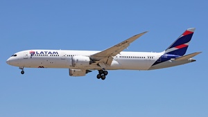 Photo of CC-BGK - Boeing 787-9 Dreamliner operated by LATAM Airlines