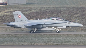 J-5232 - McDonnell Douglas F/A-18D Hornet
