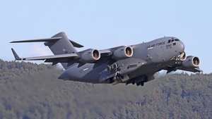 Photo of 98-0057 - Boeing C-17A Globemaster III operated by US Air Force