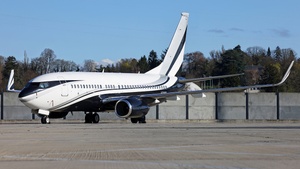 Photo of N301SR - Boeing 737-7JV(BBJ) operated by Private