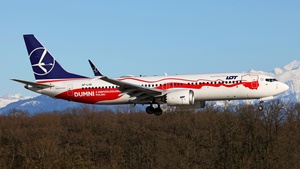 Photo of SP-LVD - Boeing 737 MAX 8 operated by LOT Polish Airlines