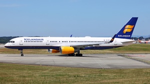 Photo of TF-FIP - Boeing 757-208 operated by Icelandair