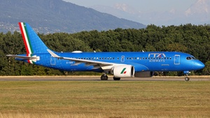 Photo of EI-HHR - Airbus A220-300 operated by ITA Airways
