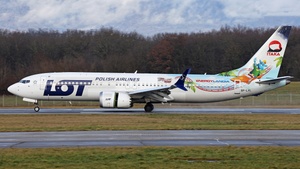 Photo of SP-LVL - Boeing 737 MAX 8 operated by LOT Polish Airlines
