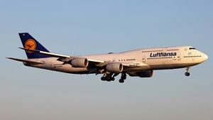 Photo of D-ABYM - Boeing 747-830 operated by Lufthansa