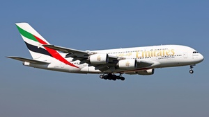 Photo of A6-EOB - Airbus A380-861 operated by Emirates