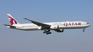 Photo of A7-BAZ - Boeing 777-3DZ(ER) operated by Qatar Airways