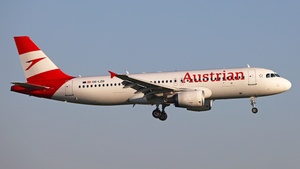Photo of OE-LZD - Airbus A320-214 operated by Austrian Airlines