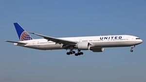 Photo of N2135U - Boeing 777-322(ER) operated by United Airlines