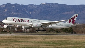 Photo of A7-ALT - Airbus A350-941 operated by Qatar Airways