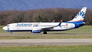 Photo of TC-SEN - Boeing 737-8HC operated by SunExpress