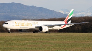 Photo of A6-EQP - Boeing 777-31H(ER) operated by Emirates