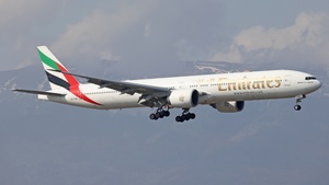 Photo of A6-EQH - Boeing 777-31H(ER) operated by Emirates