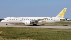 Photo of HZ-ARE - Boeing 787-9 Dreamliner operated by Saudia