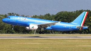 Photo of EI-IKB - Airbus A320-214 operated by ITA Airways