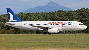 Photo of YL-LDI - Airbus A320-232 operated by AnadoluJet (opb SmartLynx Airlines)