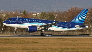 Photo of 4K-AZ03 - Airbus A319-111 operated by Azerbaijan Airlines