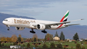 Photo of A6-EQO - Boeing 777-31H(ER) operated by Emirates