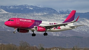 Photo of HA-LYP - Airbus A320-232 operated by Wizz Air