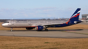 Photo of VP-BTG - Airbus A321-211 operated by Aeroflot