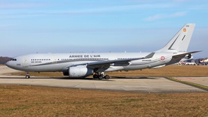 Photo of F-UJCH - Airbus A330-243(MRTT) operated by French Air Force