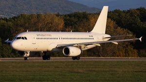Photo of 9H-HUB - Airbus A320-232 operated by Airhub Airlines