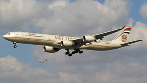 Photo of A6-EHI - Airbus A340-642 operated by Etihad Airways