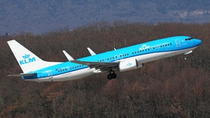 Photo of PH-BXC - Boeing 737-8K2 operated by KLM Royal Dutch Airlines