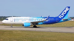 Photo of ER-00004 - Airbus A320-214 operated by FlyOne