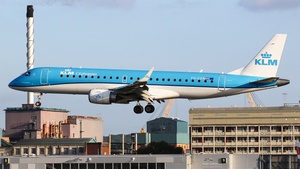 Photo of PH-EZN - Embraer ERJ-190STD operated by KLM Cityhopper