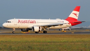Photo of OE-LBL - Airbus A320-214 operated by Austrian Airlines