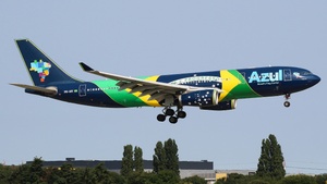 Photo of PR-AIV - Airbus A330-243 operated by Azul