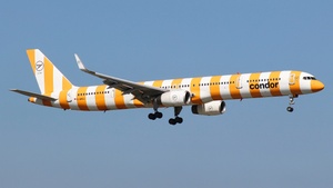 Photo of D-ABOJ - Boeing 757-330 operated by Condor