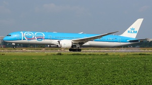 Photo of PH-BKA - Boeing 787-10 Dreamliner operated by KLM Royal Dutch Airlines