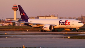 Photo of N875FD - Boeing 777-F operated by FedEx