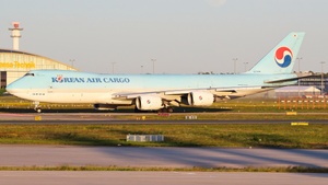 Photo of HL7639 - Boeing 747-8B5F operated by Korean Air Cargo