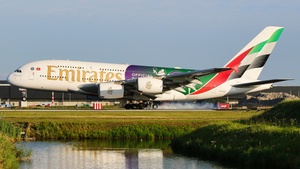 Photo of A6-EOE - Airbus A380-861 operated by Emirates