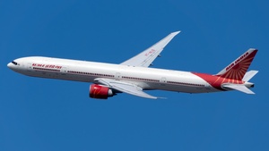 Photo of VT-ALS - Boeing 777-337(ER) operated by Air India